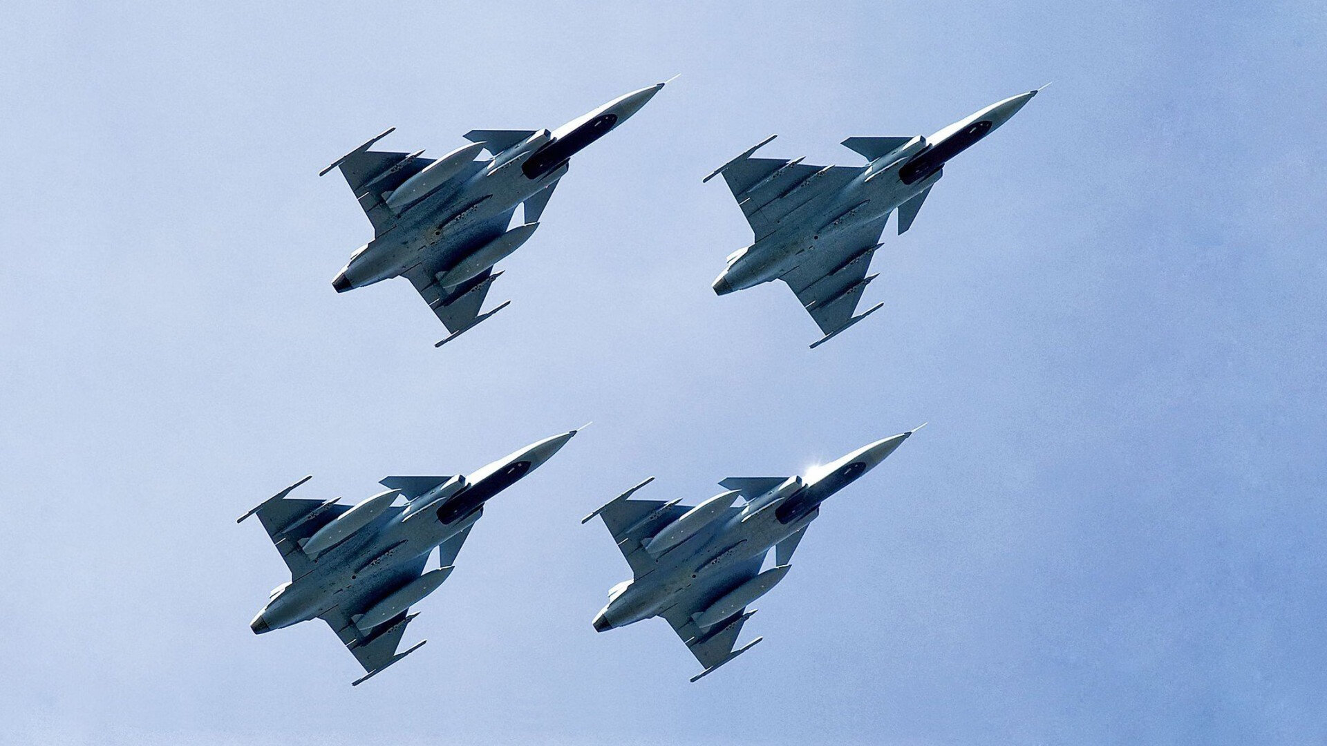 _亲子同乐：家庭趣味网球赛火热举行_，网球亲子活动